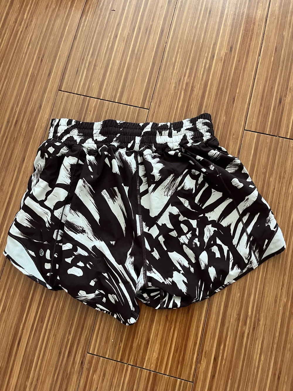 lululemon athletica Black & White Abstract Print Athletic Shorts